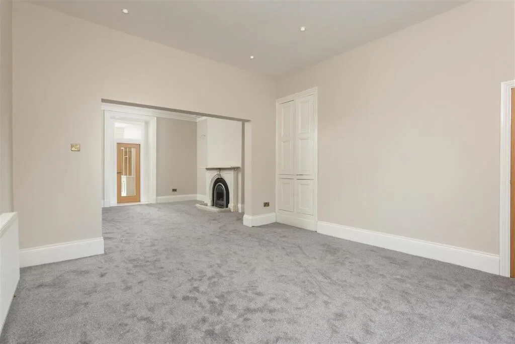 Double reception before virtual staging